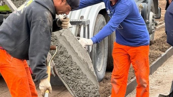 Obras de pavimentación en la calle Independencia de Bialet Massé