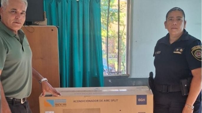Entrega de equipamiento a fuerzas de seguridad en Bialet Massé