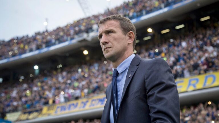 Rodolfo Arruabarrena durante su etapa como entrenador de Boca Juniors