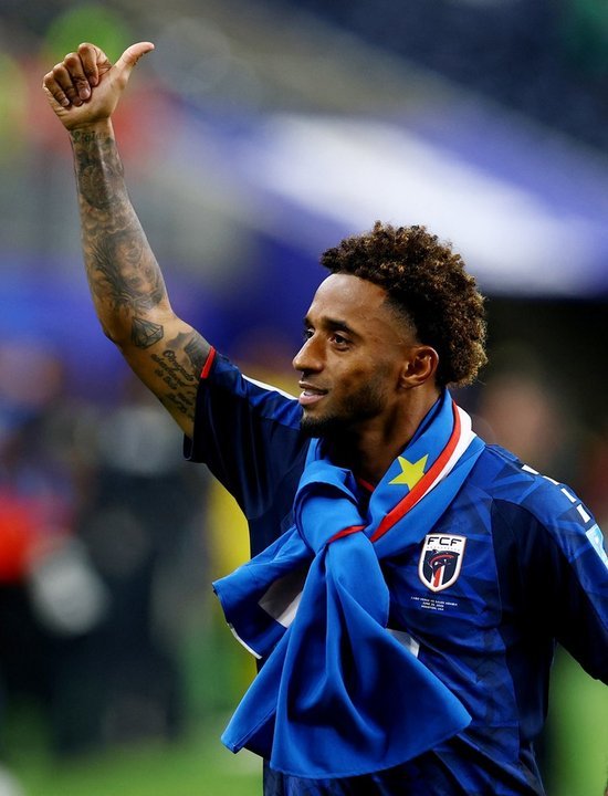Ryan Mendes, capitán de la selección de Cabo Verde, durante un partido
