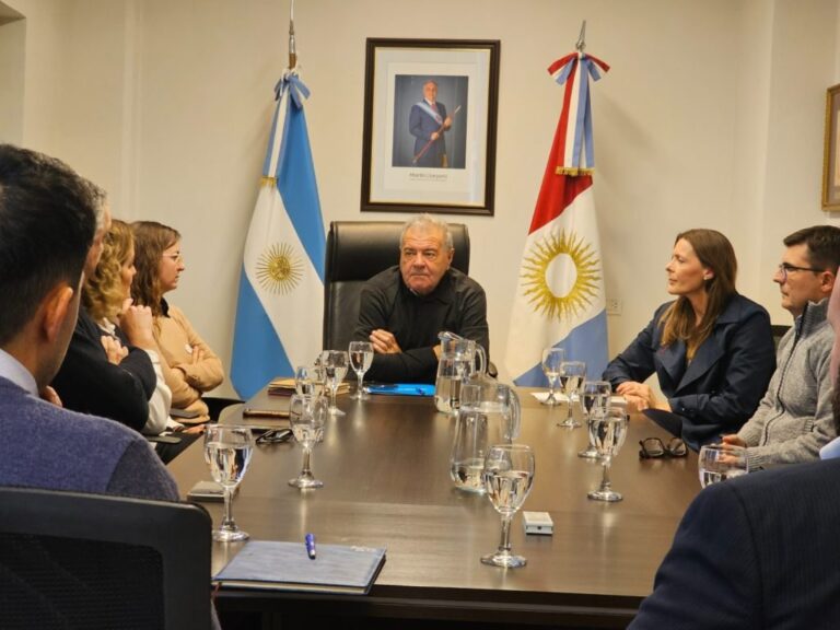 Reunión de la Mesa de Parques Industriales en el Ministerio de Producción de Córdoba