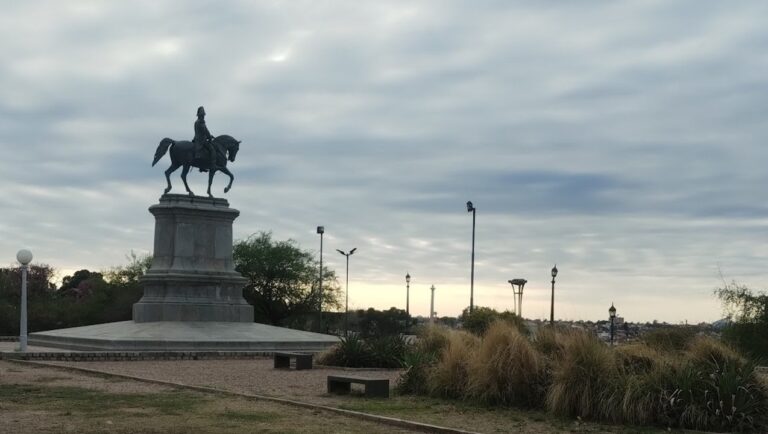 Cielo nublado sobre la ciudad de Córdoba