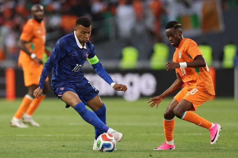 Partido amistoso entre Francia y Costa de Marfil en Nantes