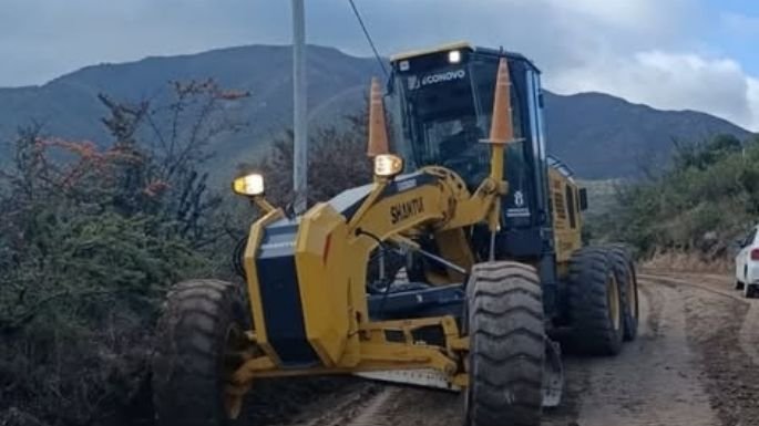 Tareas de mantenimiento vial en Huerta Grande