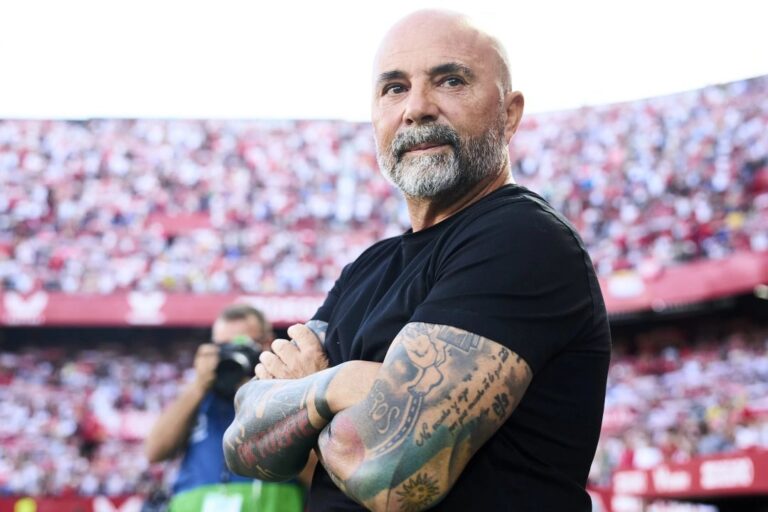 Jorge Sampaoli en una conferencia de prensa