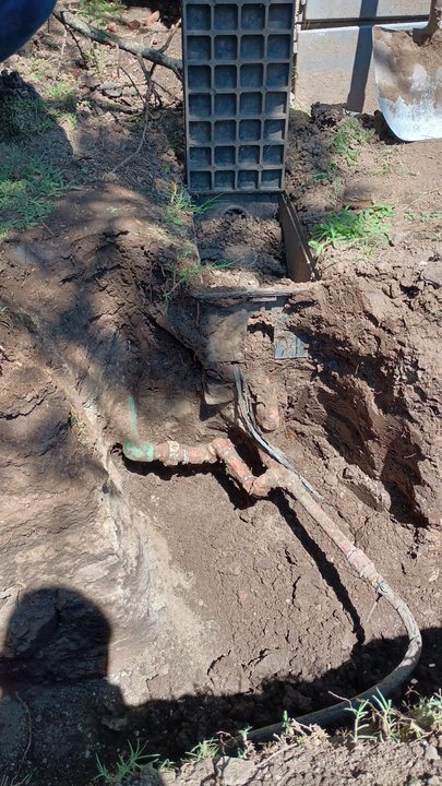 Medidor de agua inteligente en instalación en La Calera