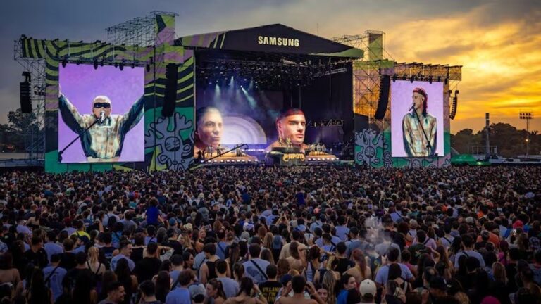 Cartel de Lollapalooza 2027 con fechas y detalles de venta de entradas