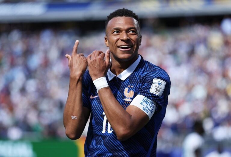 Kylian Mbappé celebra un gol durante el partido Francia vs Senegal del Mundial 2026