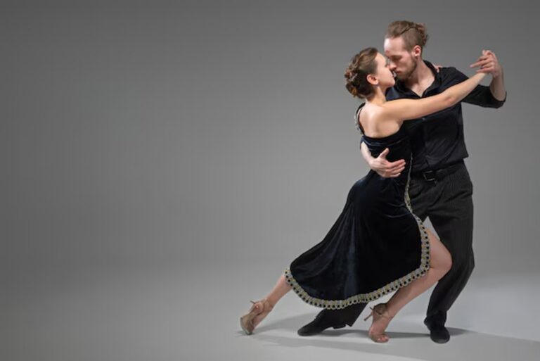 Cartel del 42° Festival Nacional de Tango en La Falda con Nahuel Pennisi y Ariel Ardit