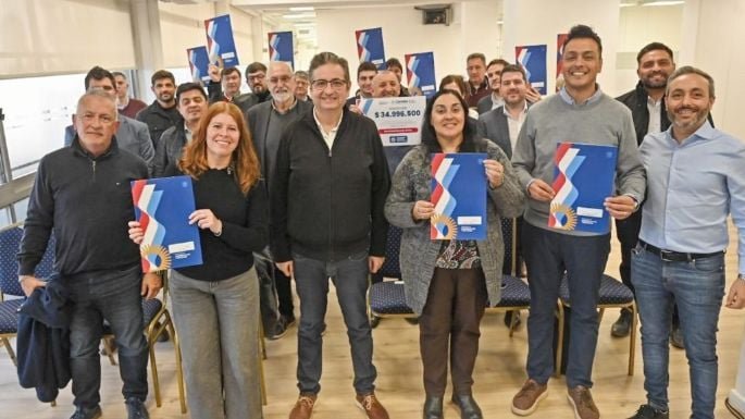 Entrega de avales para loteos en localidades cordobesas
