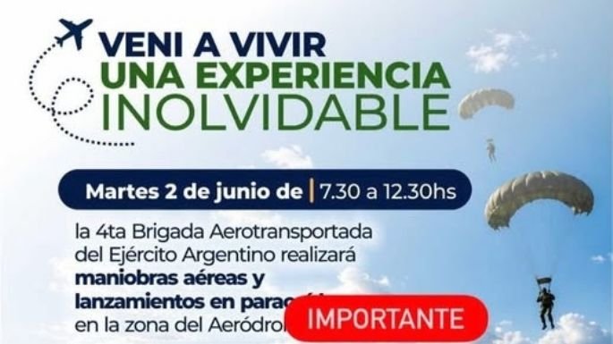 Paracaidistas en el Aeródromo de La Cumbre durante una demostración aérea
