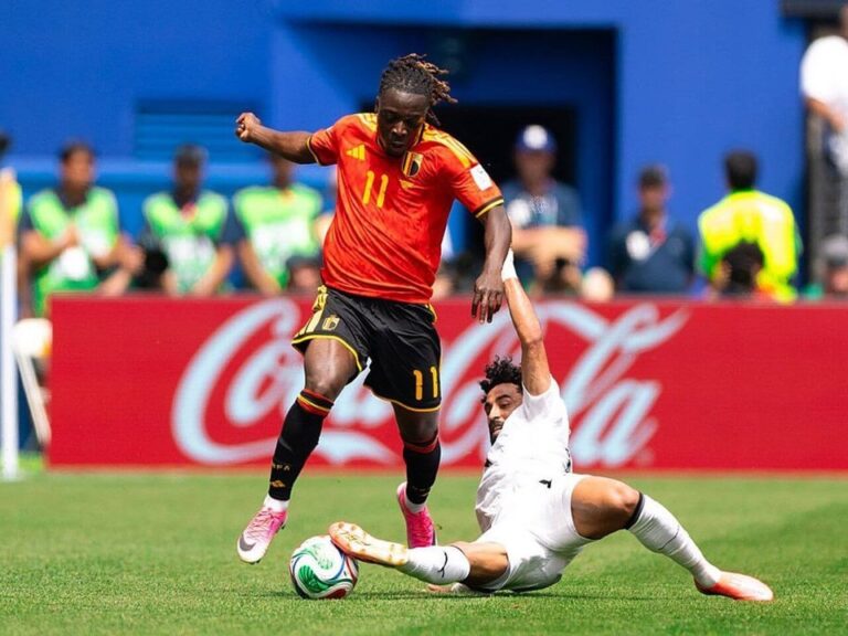 Partido de fútbol entre Bélgica y Senegal en el Seattle Stadium