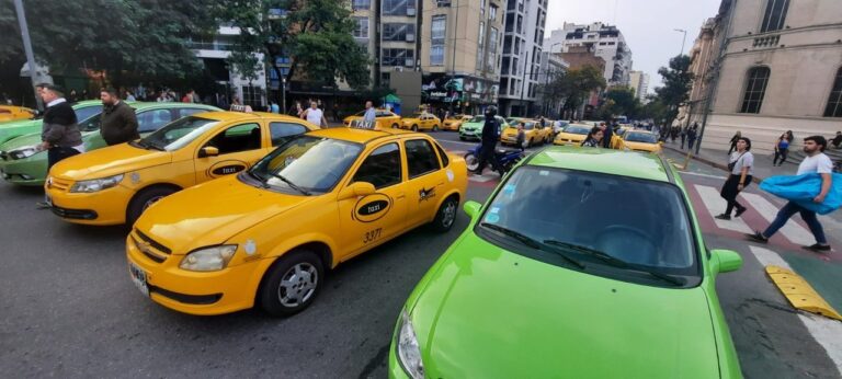 Taxis y remises en la ciudad de Córdoba