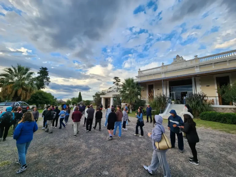 Casonas históricas de Capilla del Monte durante el evento Casonas con Arte al Atardecer