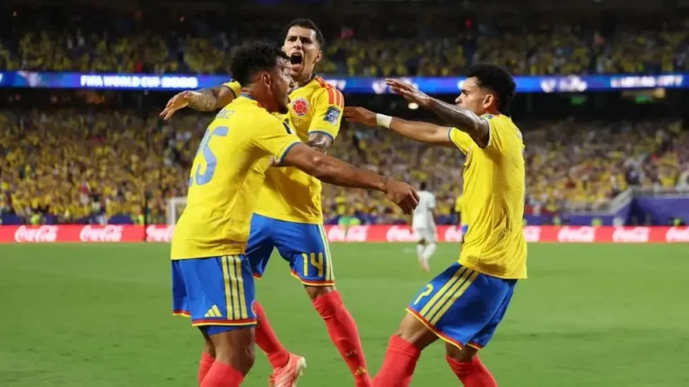 Jugadores de la Selección Colombia celebrando tras vencer a Ghana en el Mundial 2026