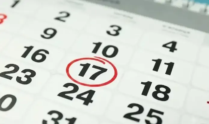 Calendario marcando el feriado del 17 de agosto en Córdoba
