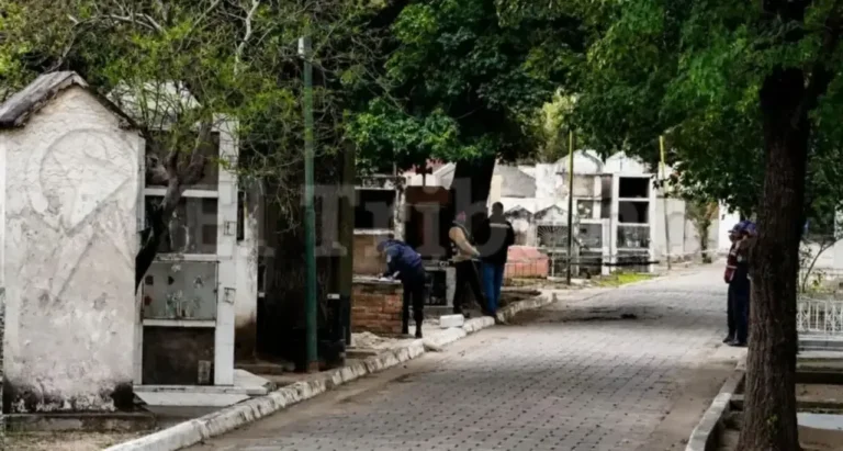 Cementerio Cristo Rey en General Güemes, Salta