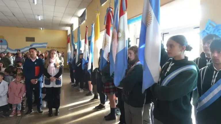 Acto oficial del Día de la Independencia en La Cumbre