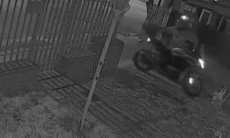 Moto robada en barrio Los Granados Córdoba