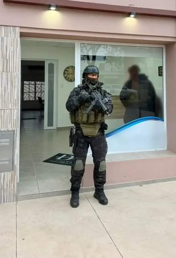 Allanamiento de la FPA en Morteros