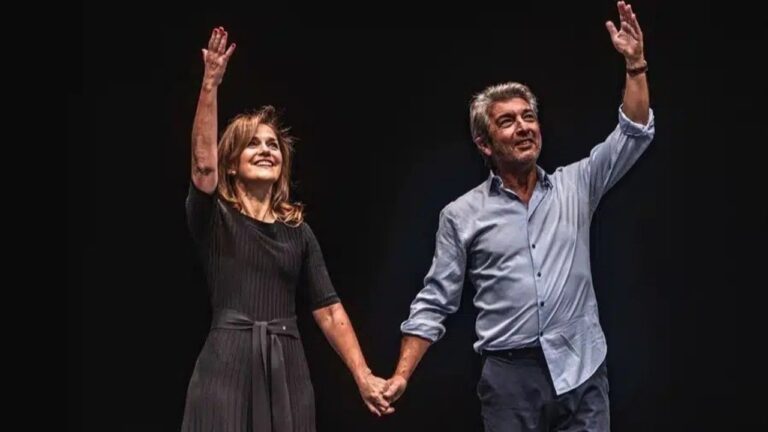 Ricardo Darín y Andrea Pietra en escena de la obra Escenas de la vida conyugal
