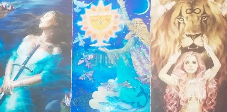 Tres cartas del tarot del colibrí: As de espadas, Paje de copas y La fuerza