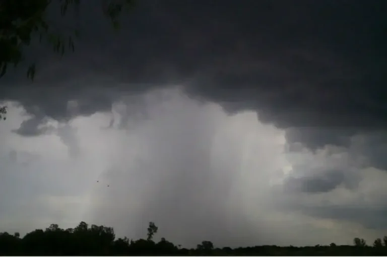 Tormenta en Córdoba con lluvia intensa