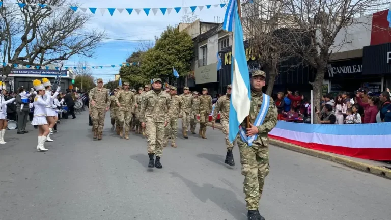 Desfile por el 87° aniversario de Cosquín