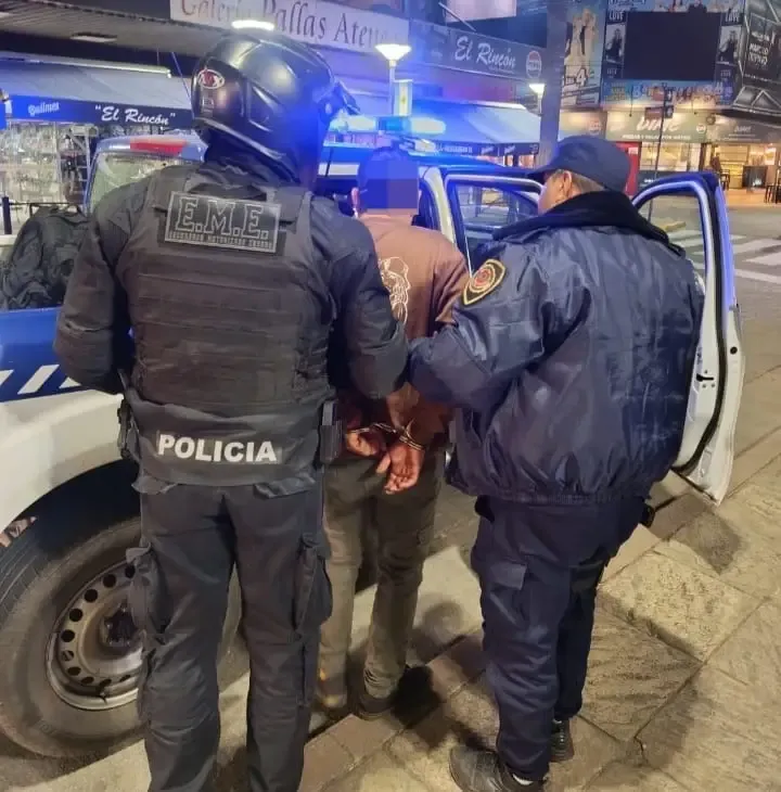 Policía de Córdoba en la zona céntrica de Villa Carlos Paz