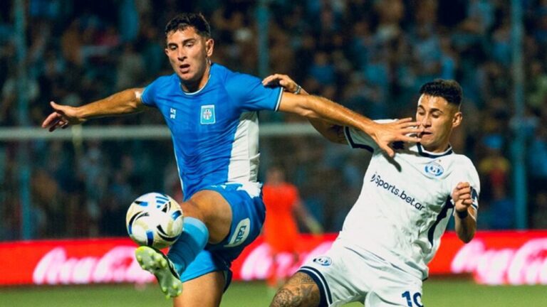 Estudiantes de Río Cuarto e Independiente Rivadavia se enfrentan por el Torneo Clausura