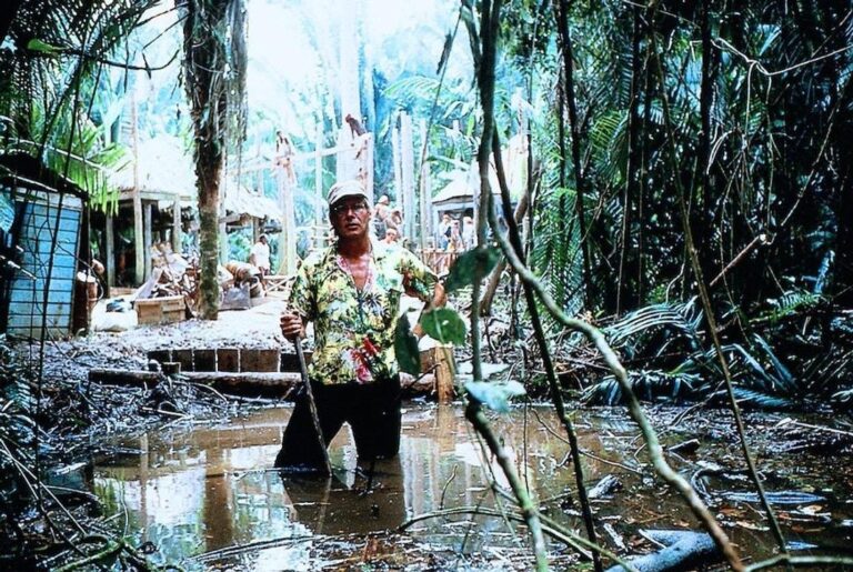 Escena de la película Apocalypse Now con el coronel Kurtz