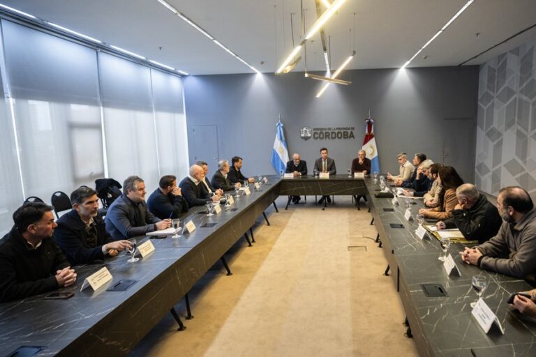 Reunión de coordinación del Gobierno de Córdoba sobre la Corriente de El Niño