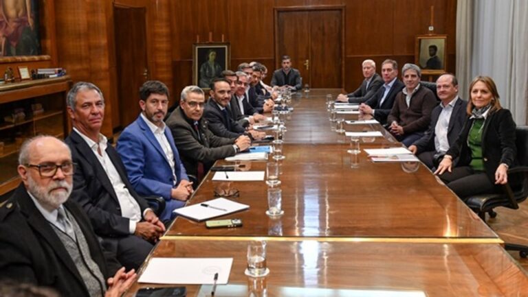 Reunión entre funcionarios nacionales y gobernadores del Norte Grande