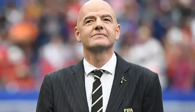 Gianni Infantino en conferencia de prensa