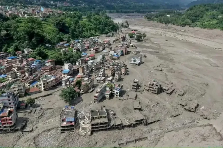 Inundaciones en Nepal y Tíbet