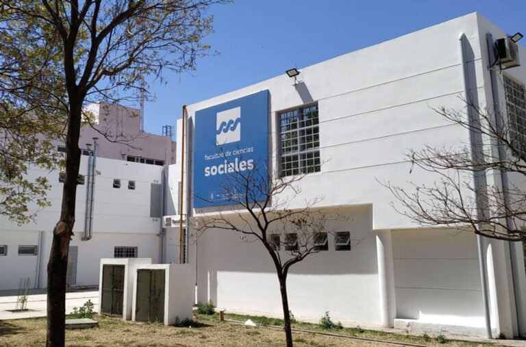 Edificio de la Facultad de Ciencias Sociales de la Universidad Nacional de Córdoba