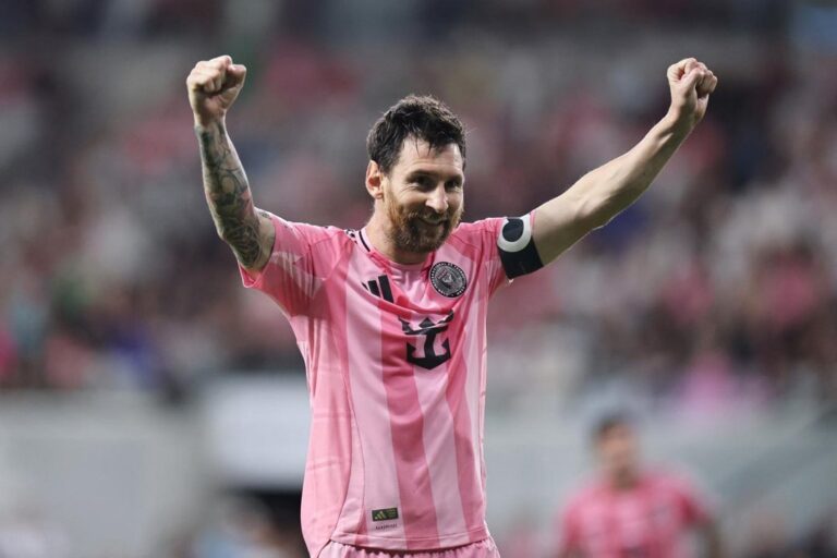 Lionel Messi celebrando un gol con el Inter Miami en el partido ante Montreal