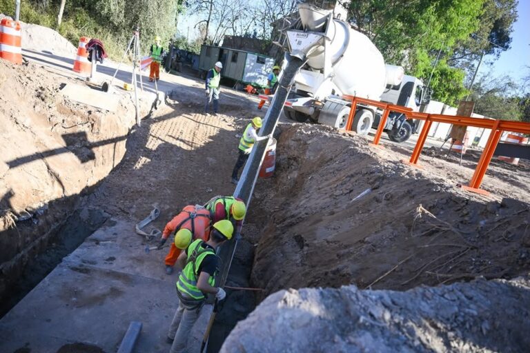 Obra de duplicación de calzada en la avenida Bodereau, Córdoba