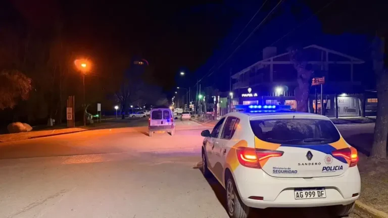 Operativo policial en Punilla con control vehicular