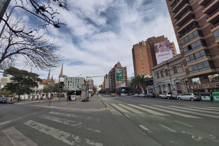 Cielo nublado sobre la ciudad de Córdoba