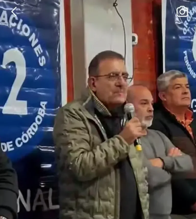 Ricardo Moreno en el acto de las 62 Organizaciones Peronistas en Villa Carlos Paz