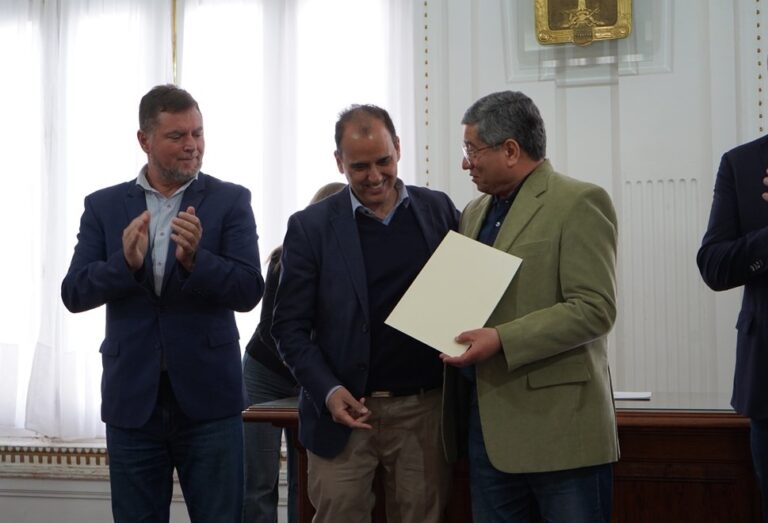 Acto en el Salón Blanco municipal de Río Cuarto por la declaración de capital provincial del vecinalismo