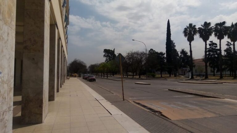 Cielo nublado en la ciudad de Córdoba