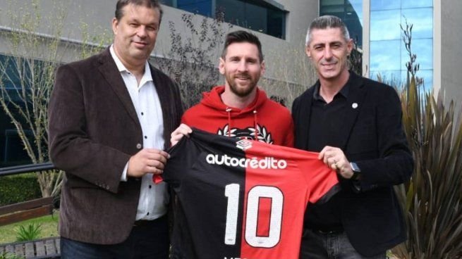 Josué Reinatti, arquero de Newell's, habla en conferencia de prensa